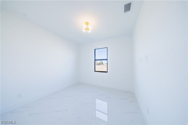 9035 E Broad CIR, Labelle, FL 33935