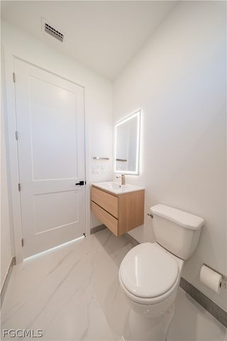 9035 E Broad CIR, Labelle, FL 33935