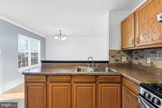 210 BELLWETHER CT, Newark, DE 19702