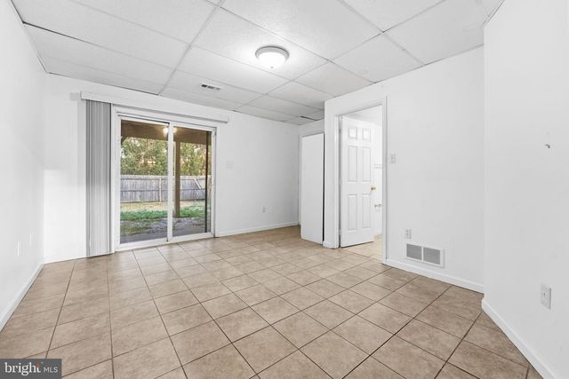 210 BELLWETHER CT, Newark, DE 19702