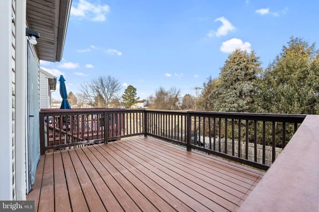 210 BELLWETHER CT, Newark, DE 19702