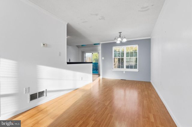 210 BELLWETHER CT, Newark, DE 19702