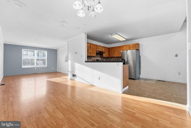 210 BELLWETHER CT, Newark, DE 19702