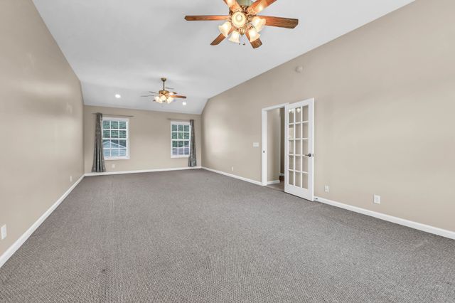 728 Winding Bluff Way, Clarksville, TN 37040