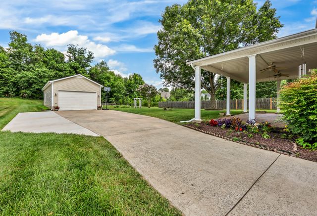 728 Winding Bluff Way, Clarksville, TN 37040