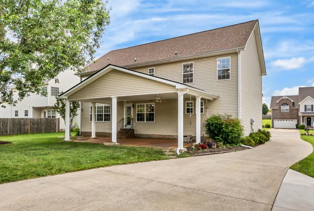 728 Winding Bluff Way, Clarksville, TN 37040