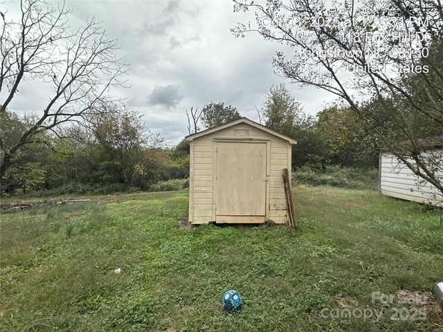 120 Foxhill Drive, Kingstown, NC 28150