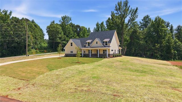 114 Grove Park Drive, Cornelia, GA 30531
