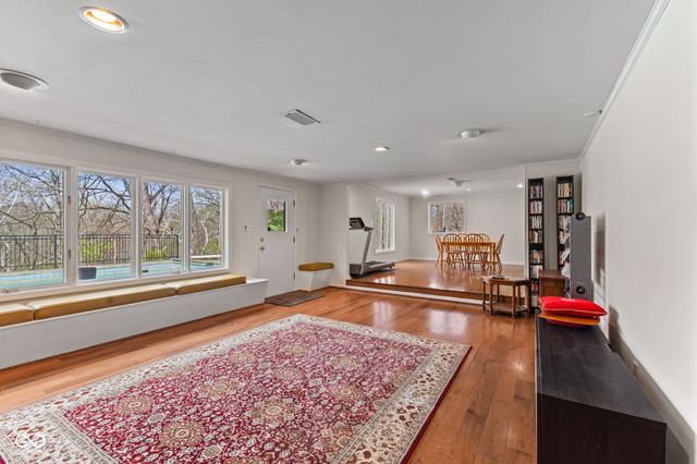 7050 Wildridge Drive, Indianapolis, IN 46256