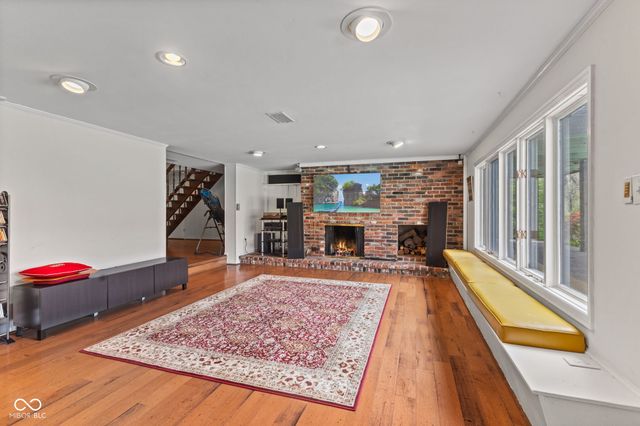 7050 Wildridge Drive, Indianapolis, IN 46256