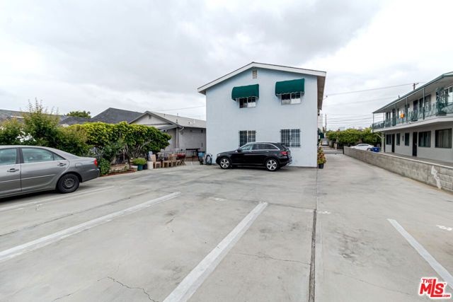 1231 S Harvard Boulevard, Los Angeles, CA 90006