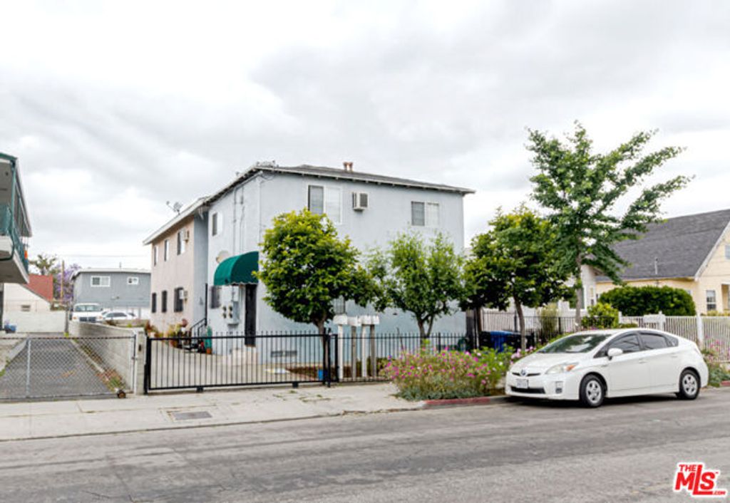 1231 S Harvard Boulevard, Los Angeles, CA 90006
