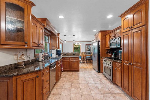 2859 ST ANN DRIVE, Green Bay, WI 54311