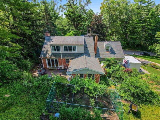 2859 ST ANN DRIVE, Green Bay, WI 54311