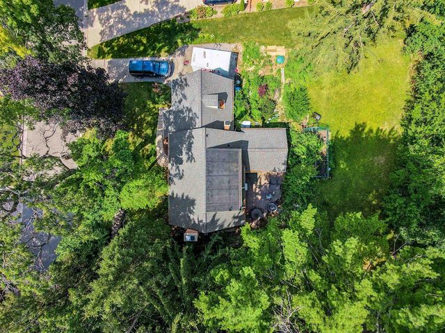 2859 ST ANN DRIVE, Green Bay, WI 54311