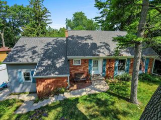 2859 ST ANN DRIVE, Green Bay, WI 54311