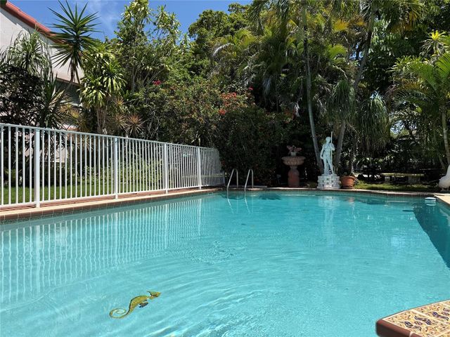 1850 Rodman Street, Hollywood, FL 33020