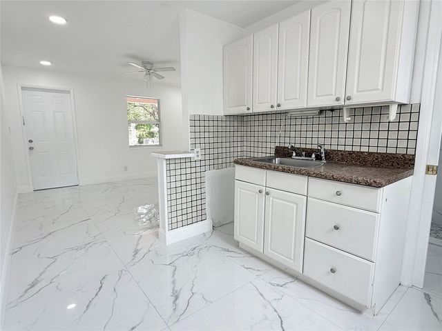 1850 Rodman Street, Hollywood, FL 33020