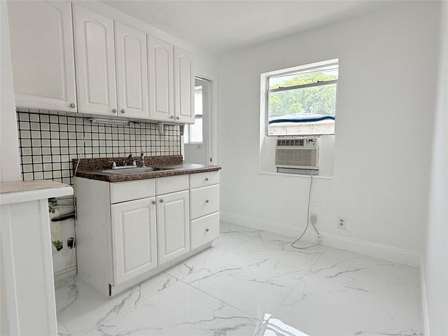 1850 Rodman Street, Hollywood, FL 33020