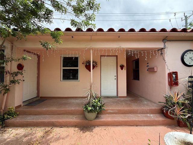 1850 Rodman Street, Hollywood, FL 33020