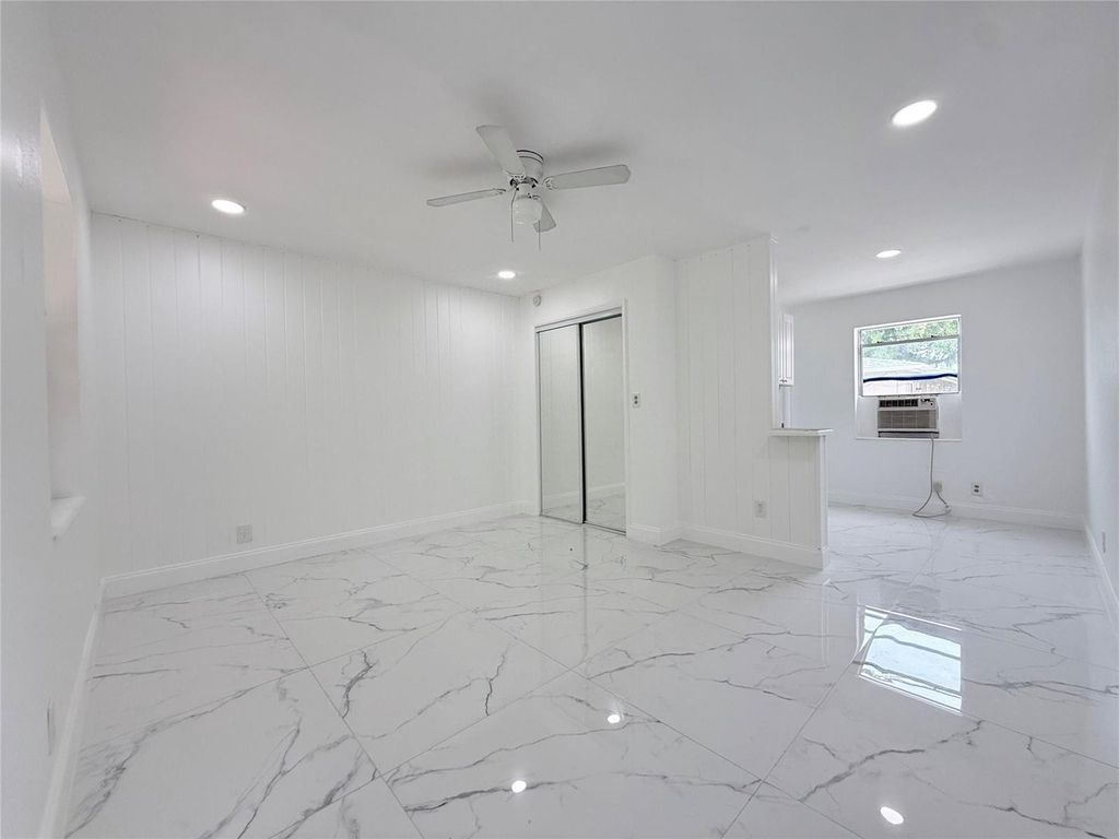 1850 Rodman Street, Hollywood, FL 33020
