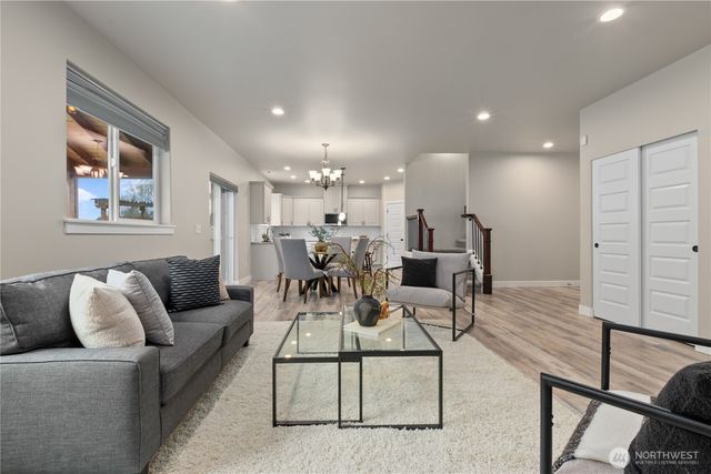 3118 290th Street S, Roy, WA 98580