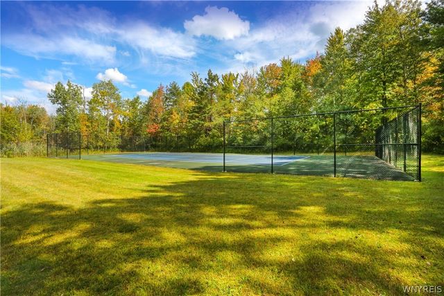 30 Timberline Drive, Elma, NY 14059