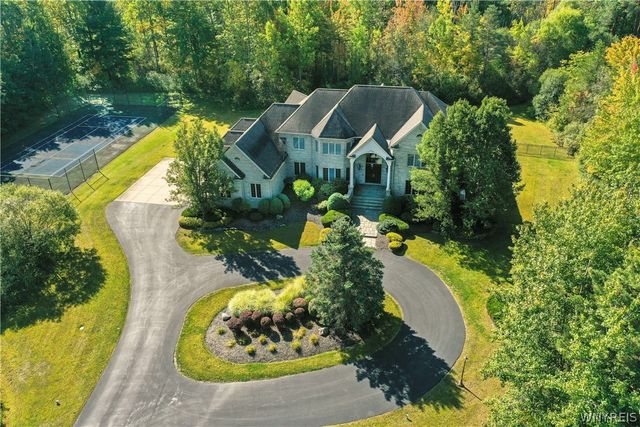 30 Timberline Drive, Elma, NY 14059