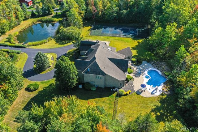 30 Timberline Drive, Elma, NY 14059