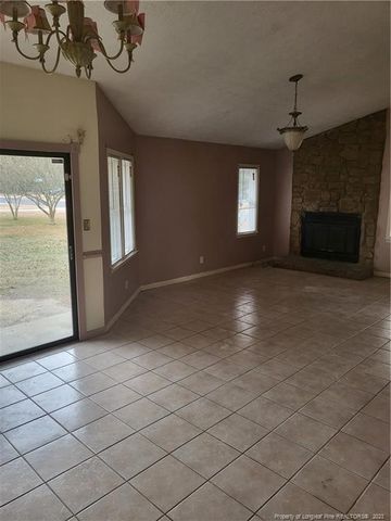 6544 Green Meadow Road, Fayetteville, NC 28304