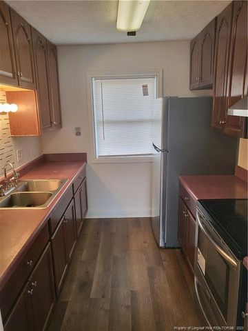6544 Green Meadow Road, Fayetteville, NC 28304