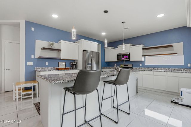 12044 Hidden Garden Place, Socorro, TX 79927