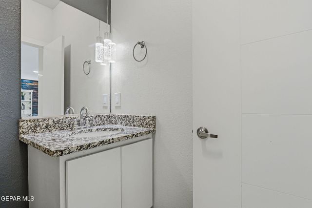 12044 Hidden Garden Place, Socorro, TX 79927