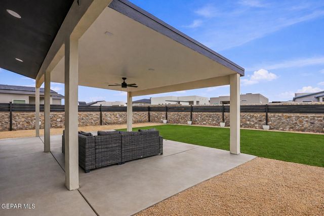 12044 Hidden Garden Place, Socorro, TX 79927