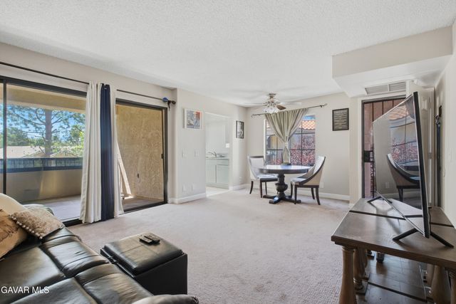 2554 Olive Drive Apt 188, Palmdale, CA 93550
