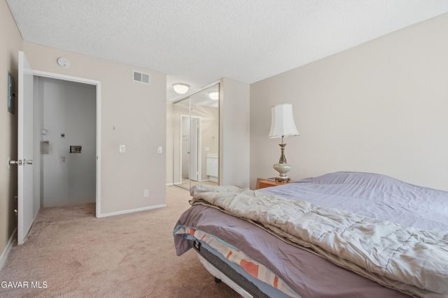 2554 Olive Drive Apt 188, Palmdale, CA 93550