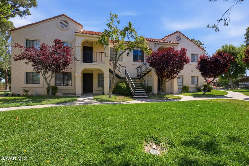 2554 Olive Drive Apt 188, Palmdale, CA 93550