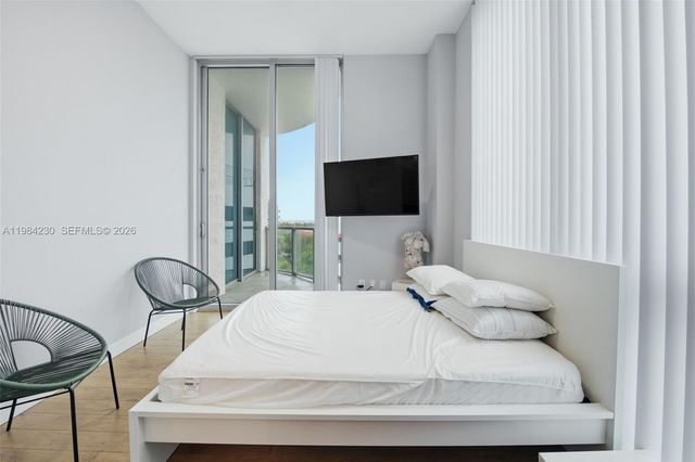 3029 NE 188th St 601, Aventura, FL 33180