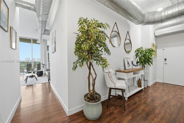 3029 NE 188th St 601, Aventura, FL 33180