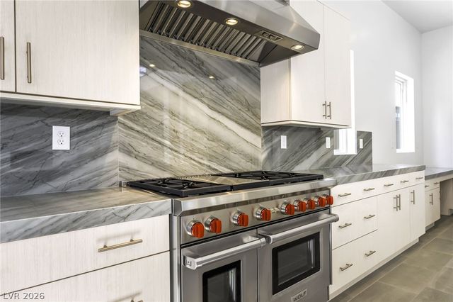 4871 Blushing Hills Street, Las Vegas, NV 89135