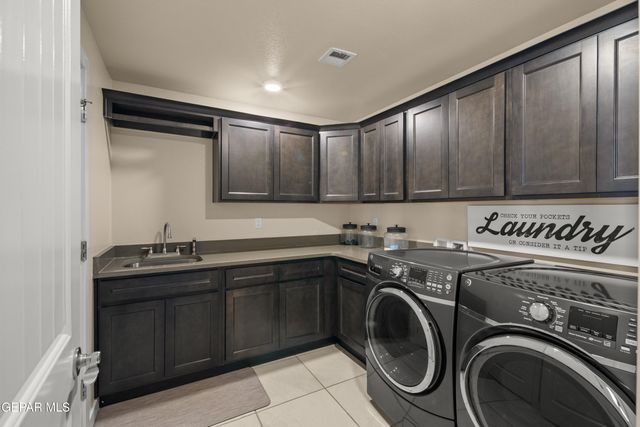 2660 Tierra Murcia Street, El Paso, TX 79938