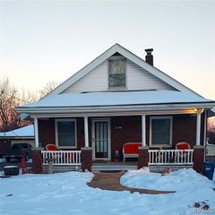 2106 Lackland Road, St Louis, MO 63114