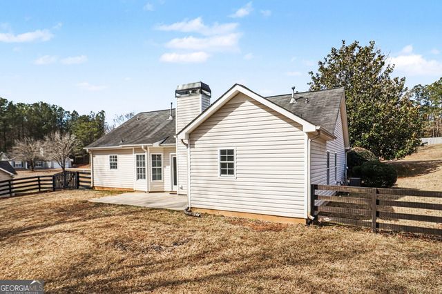 40 Macedonia Woods Court, Newnan, GA 30263