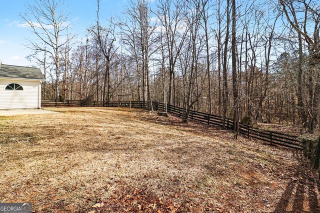 40 Macedonia Woods Court, Newnan, GA 30263