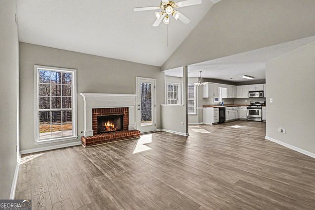 40 Macedonia Woods Court, Newnan, GA 30263