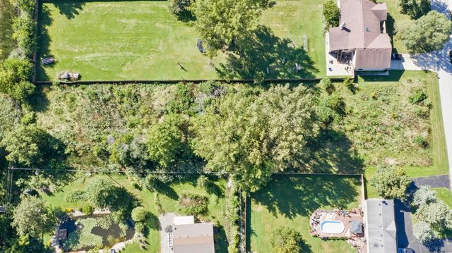 427 Pleasant Drive, Schaumburg, IL 60193