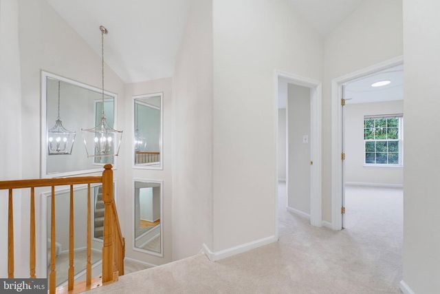 13280 MAPLE CREEK LN, Centreville, VA 20120