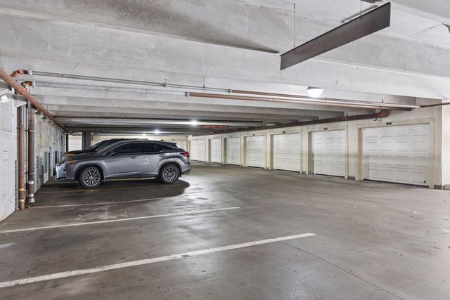 216 Portland Avenue, Minneapolis, MN 55401