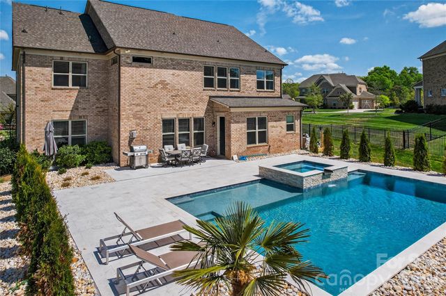 12409 Franklin Park Lane, Huntersville, NC 28078