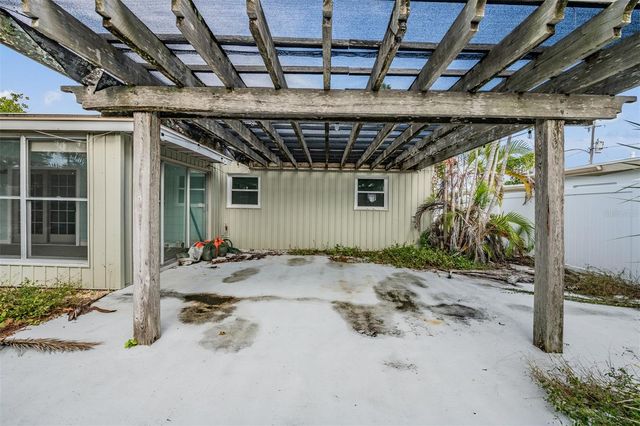 16304 3RD STREET E, Redington Beach, FL 33708